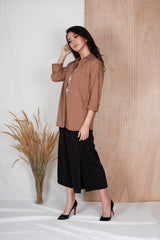 Robyn Loose Shirt in Brown