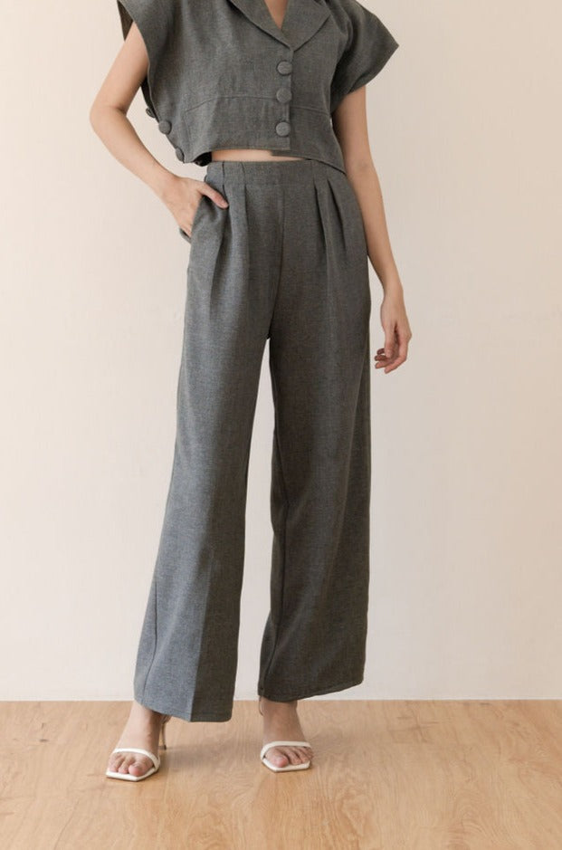 Set of Dixie Woll Vest Top & Cullote Pants in Gray