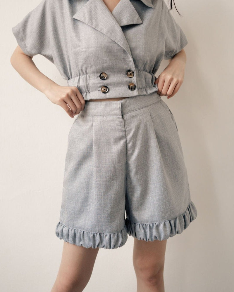 Jo Pleated Shorts in Pigeon Blue
