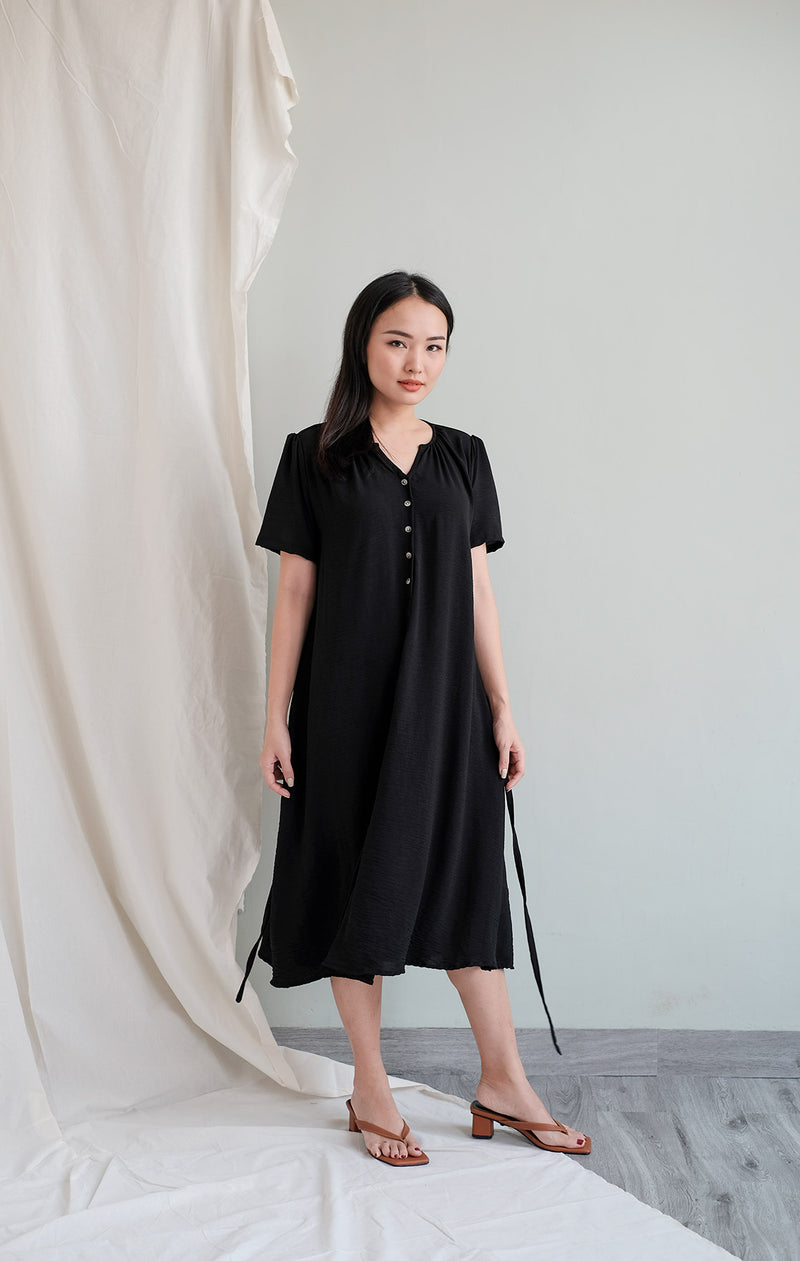Diora Comfy Dress in Black