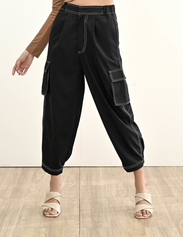 ROBIN CARGO PANTS IN JET BLACK