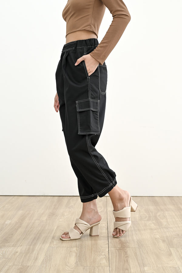 ROBIN CARGO PANTS IN JET BLACK