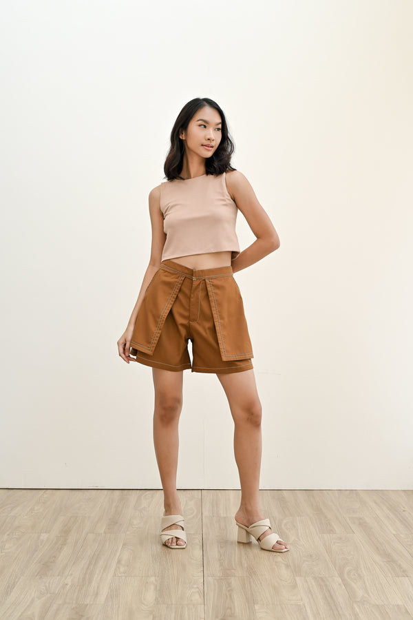 FINLEY SHORT IN CLAY BROWN