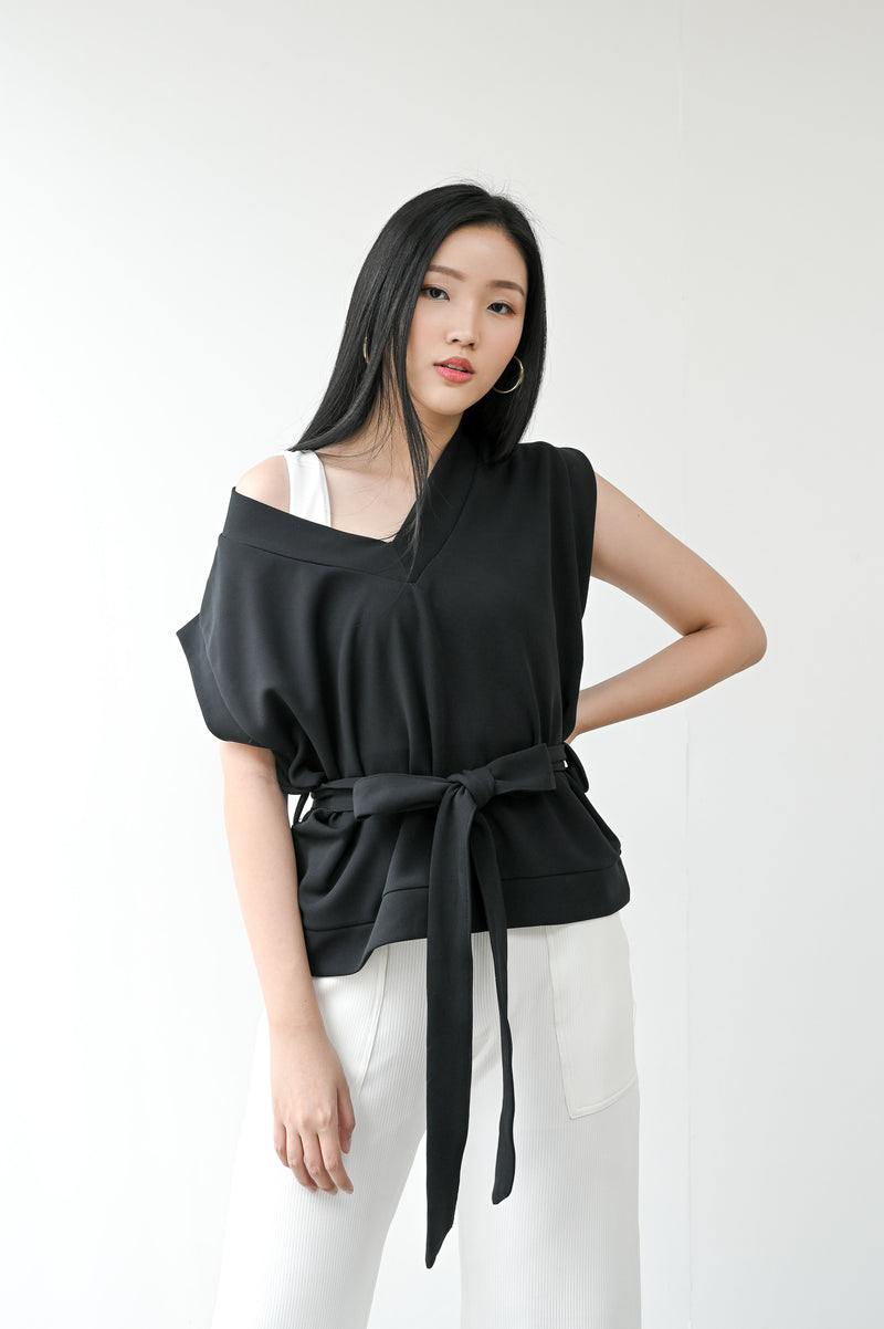 Mason Outer Top in Black